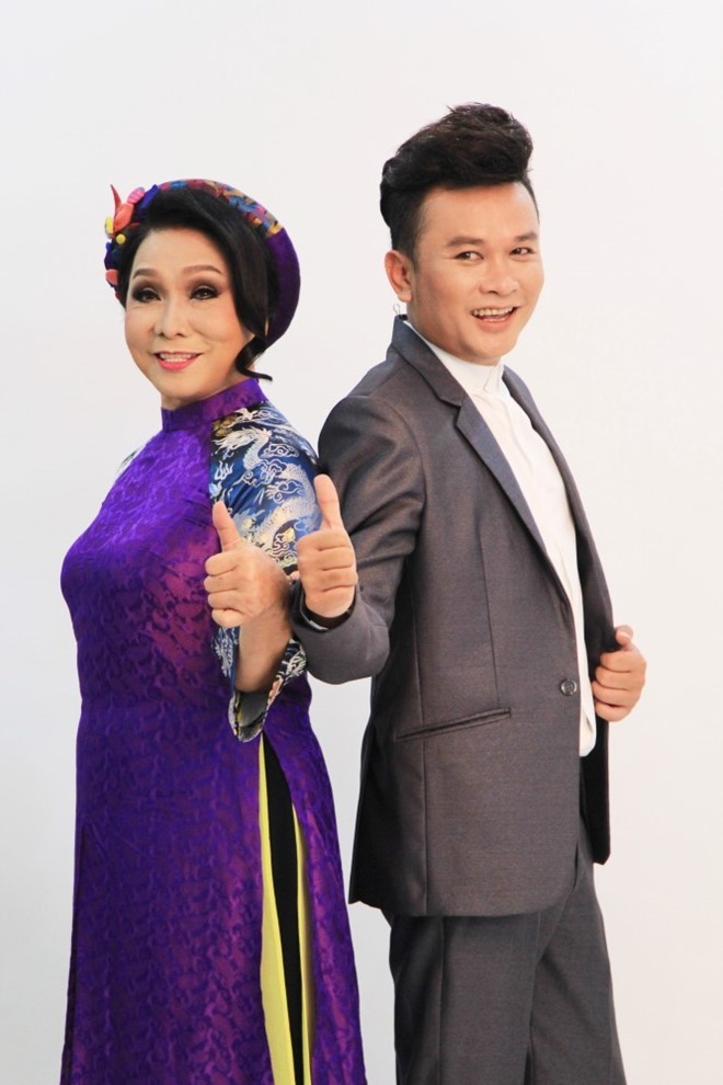 Ngoc Huyen ve nuoc hoi ngo Kim Tu Long tren ghe nong-Hinh-3